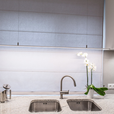 9b21a24465f9ba4db2f28368c0aff125